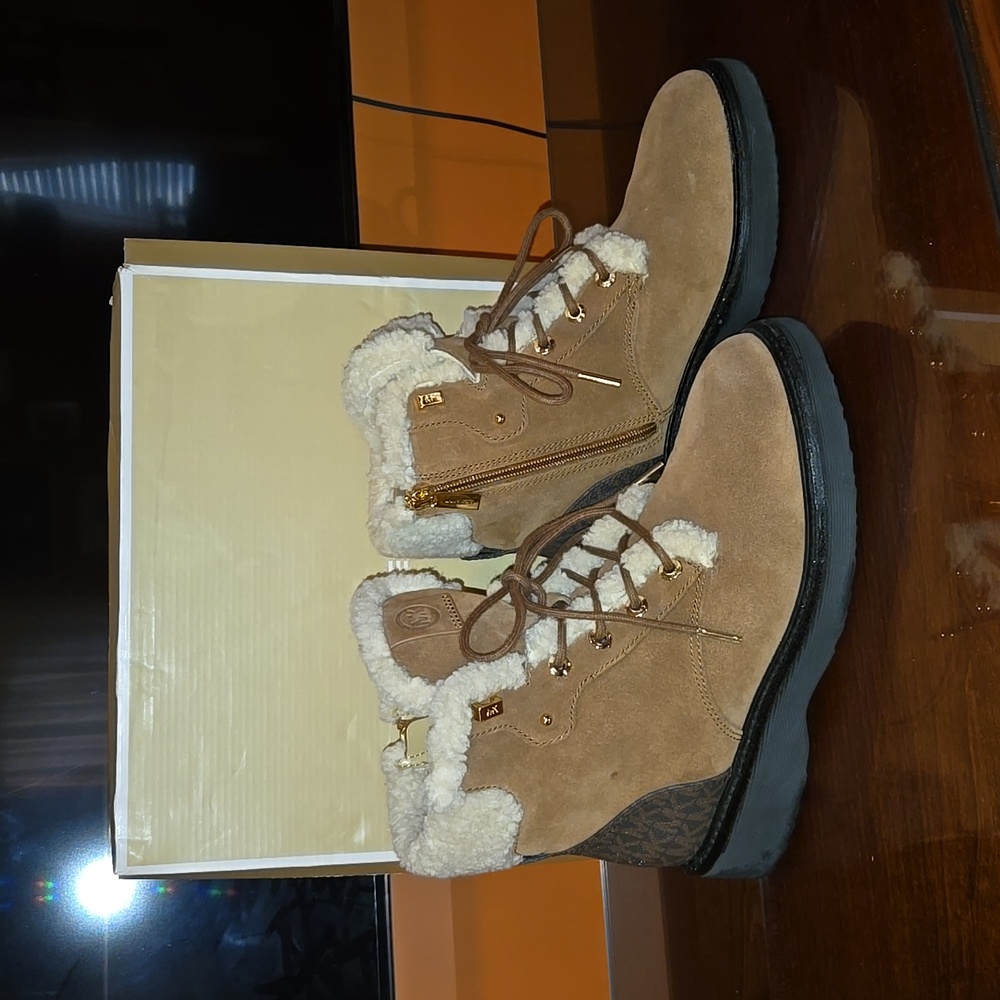 Micheal kors suede combat boots
